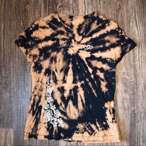 Del Sol Hawaiian Flower Tee-Bleach Dyed